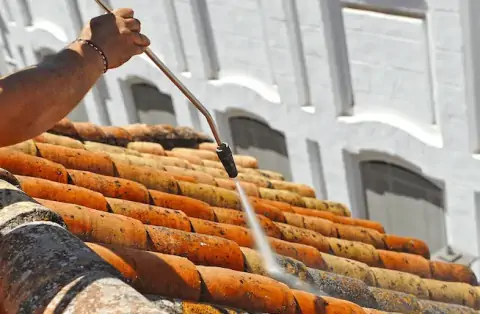 Nettoyage de toitures - Val d'Arry